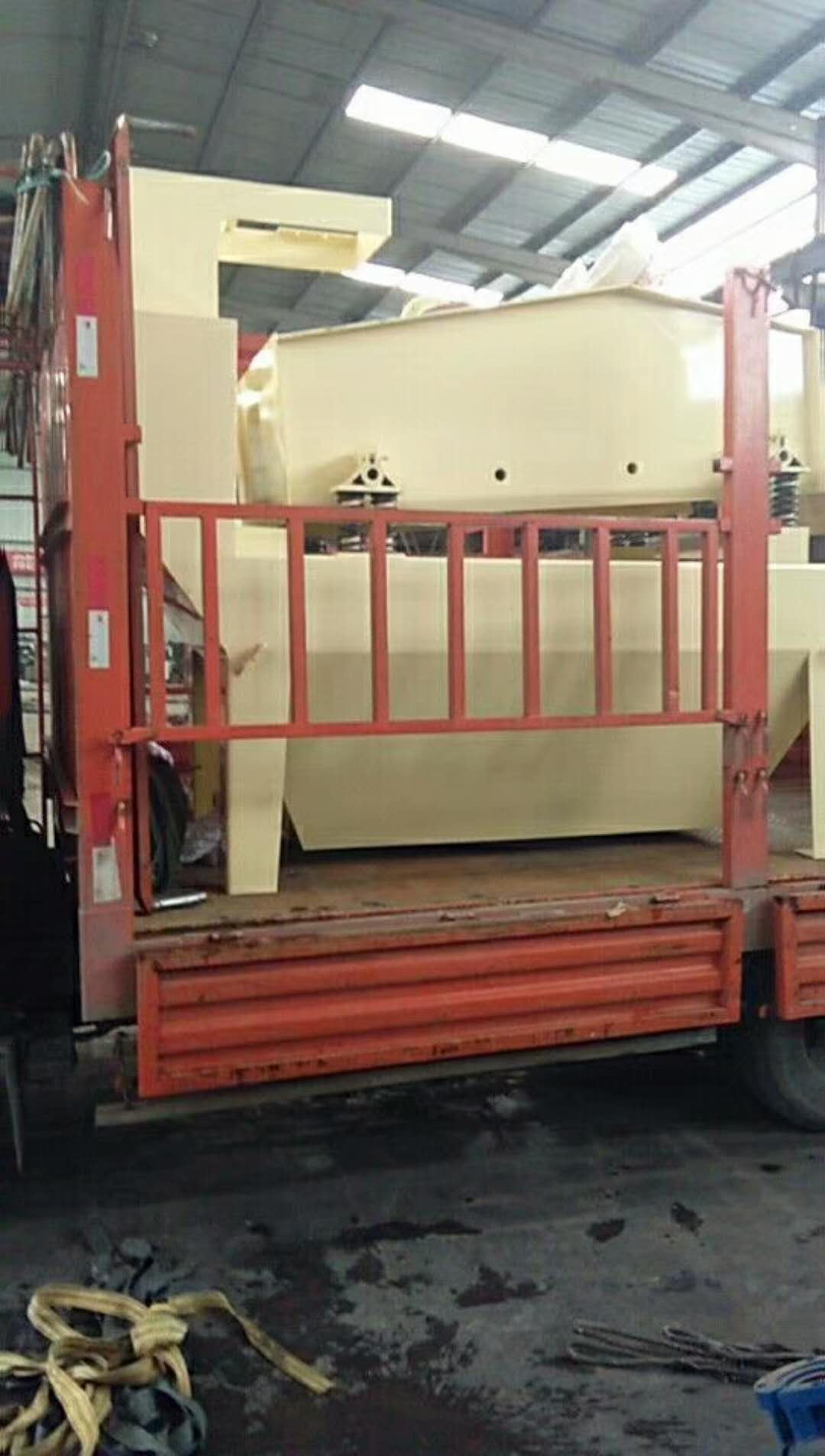 �l(f��)��������ɽ�ľ�ɽ�ļ�ɳ���ՙC